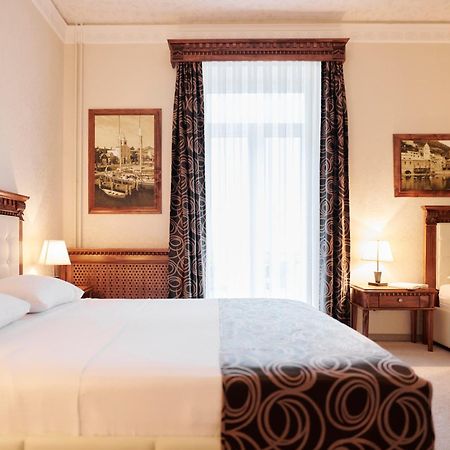 Hotel Villa Schubert Opatija Phòng bức ảnh