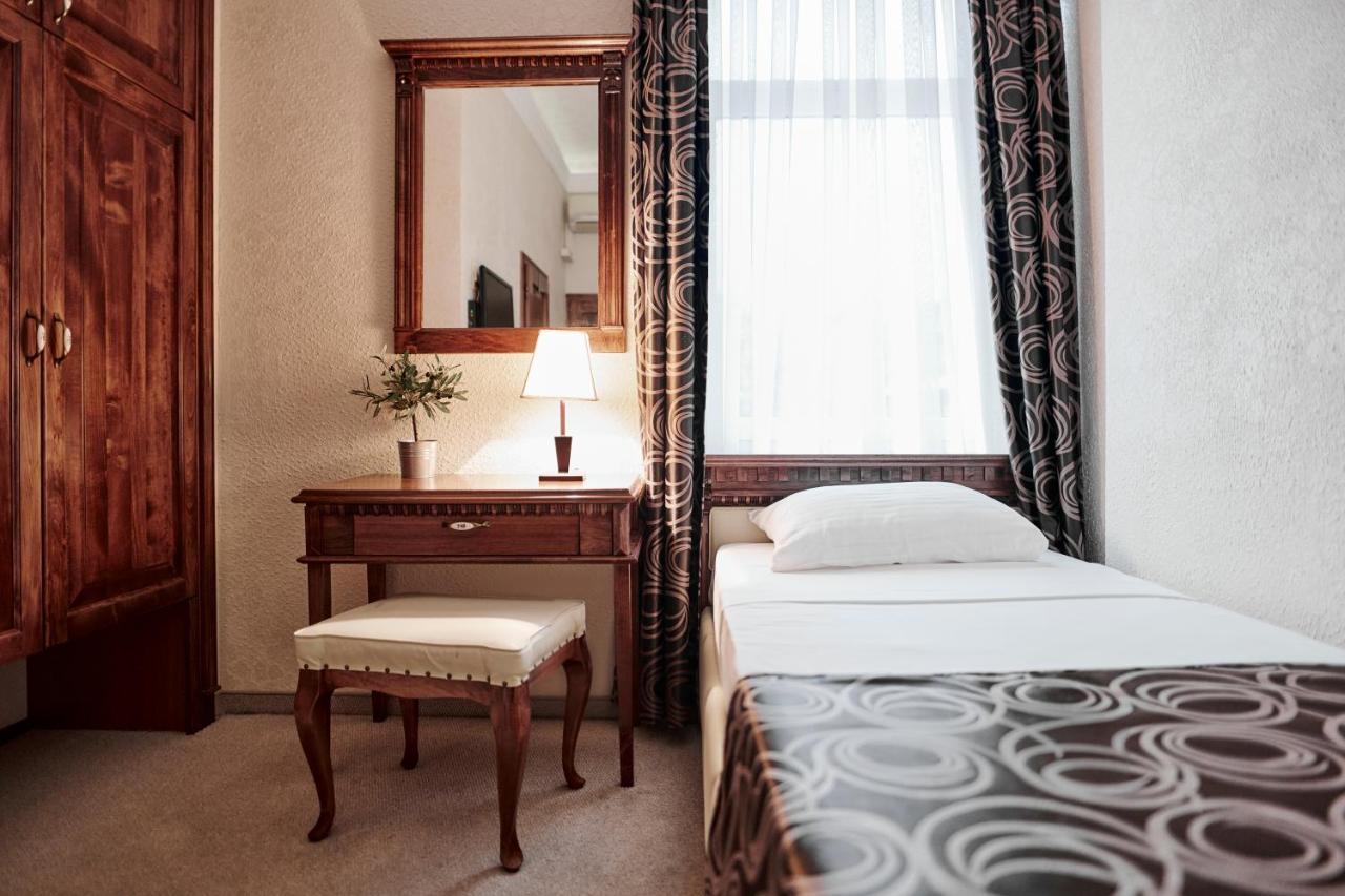 Hotel Villa Schubert Opatija Ngoại thất bức ảnh